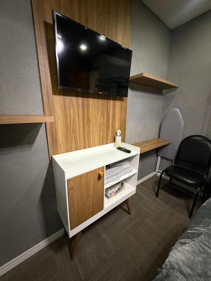 Room 5 of Aconchego 2704